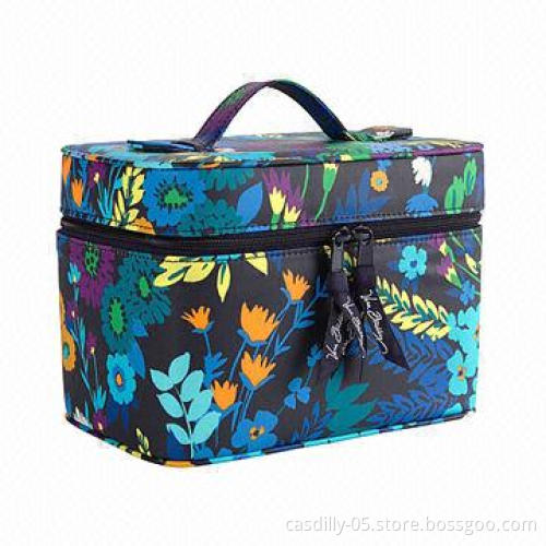 Cosmetic Case with Wipeable Matte-laminated Cotton